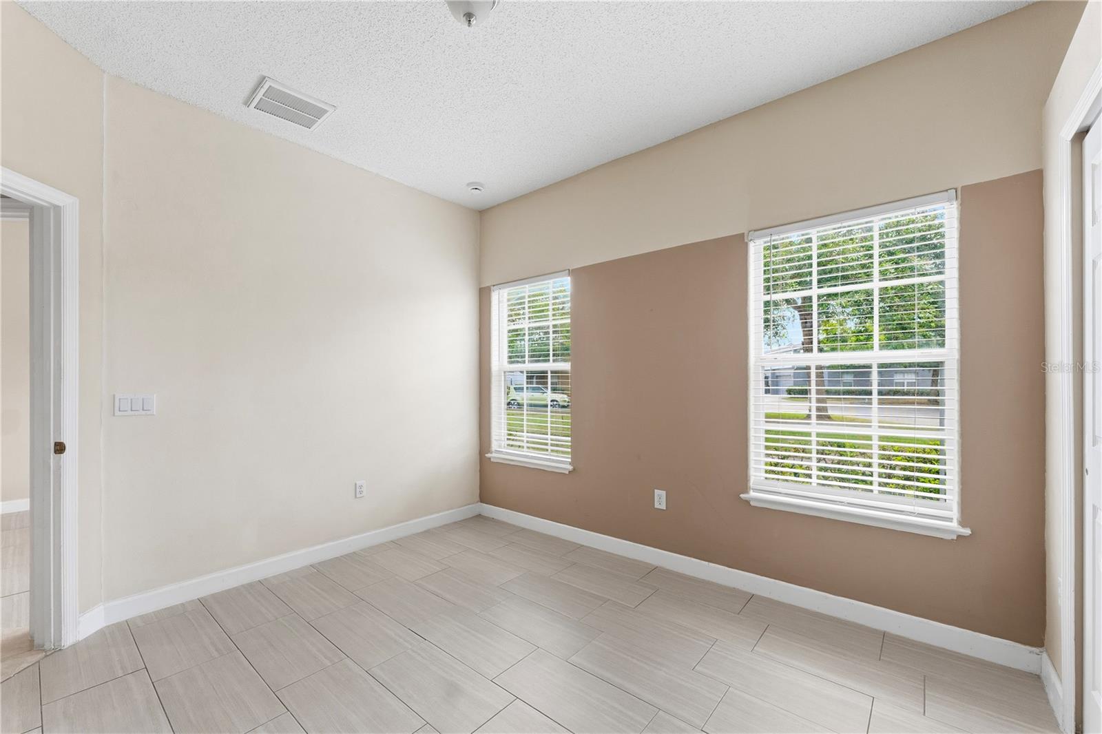 2047 ISLAND BROOK LN, ORLANDO, FL, 32824