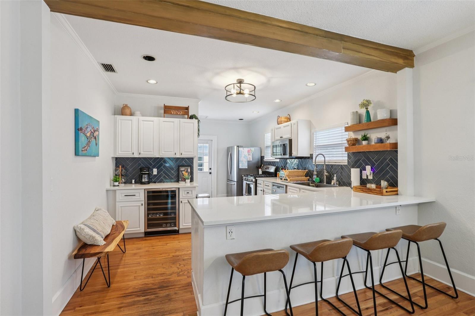 2934 6TH AVE N, ST PETERSBURG, FL, 33713