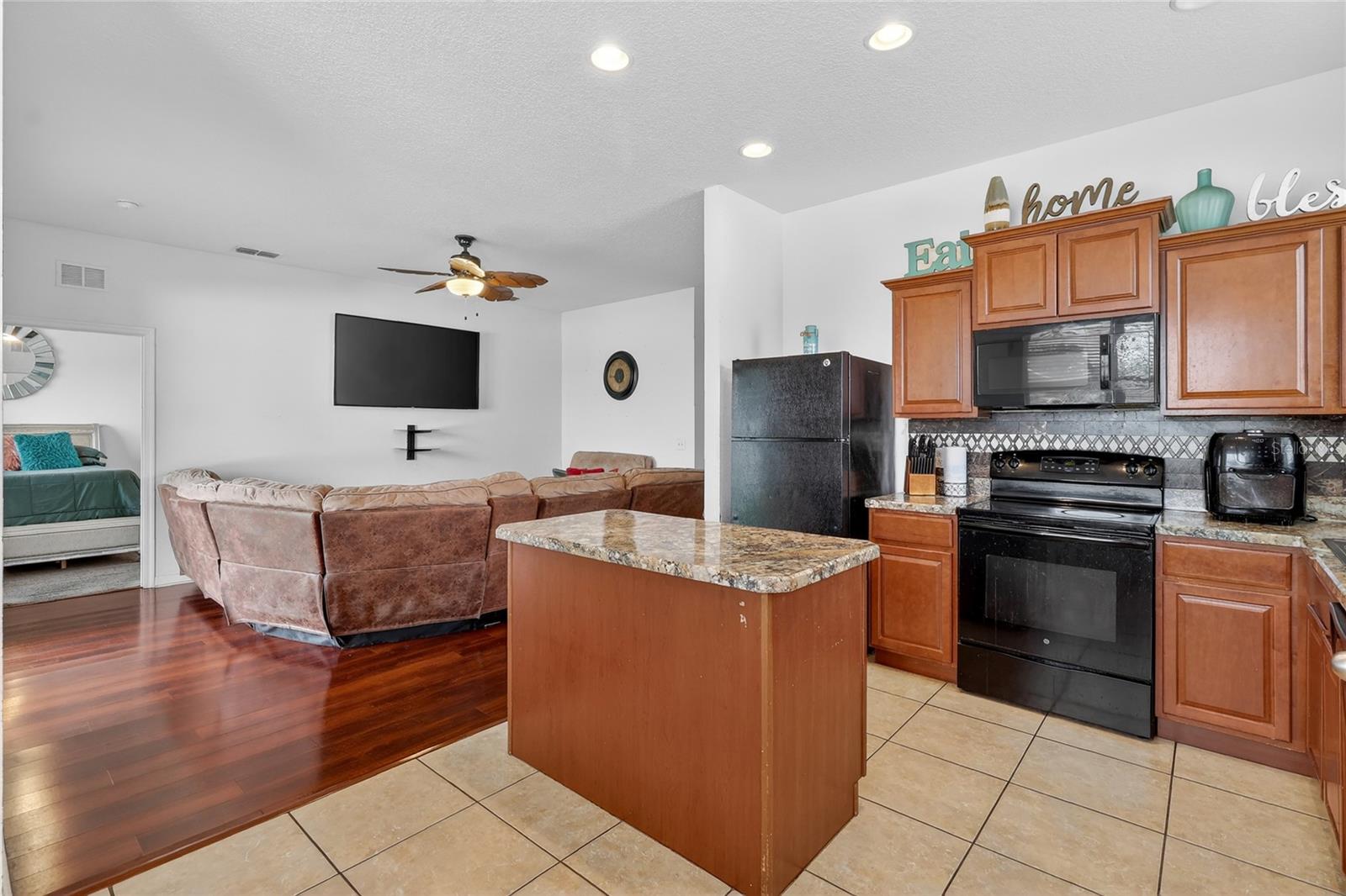 855 KRENSON WOODS LN, LAKELAND, FL, 33813