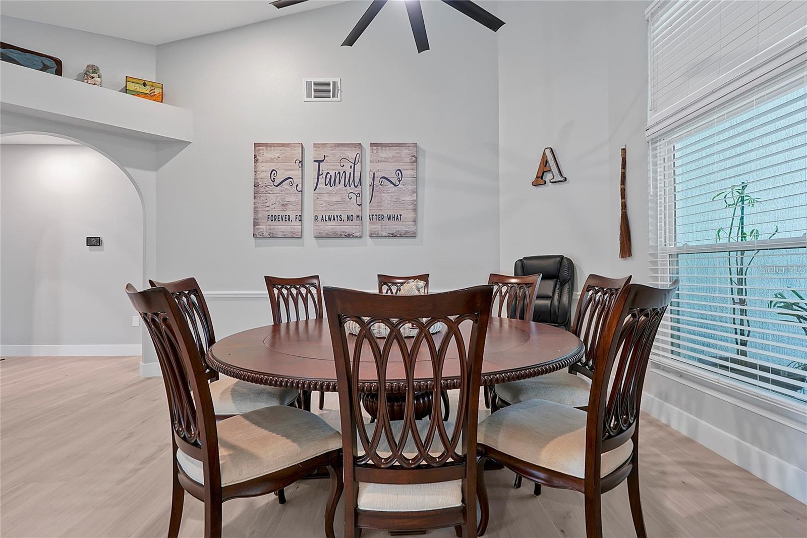7705 APPLE TREE CIR, ORLANDO, FL, 32819