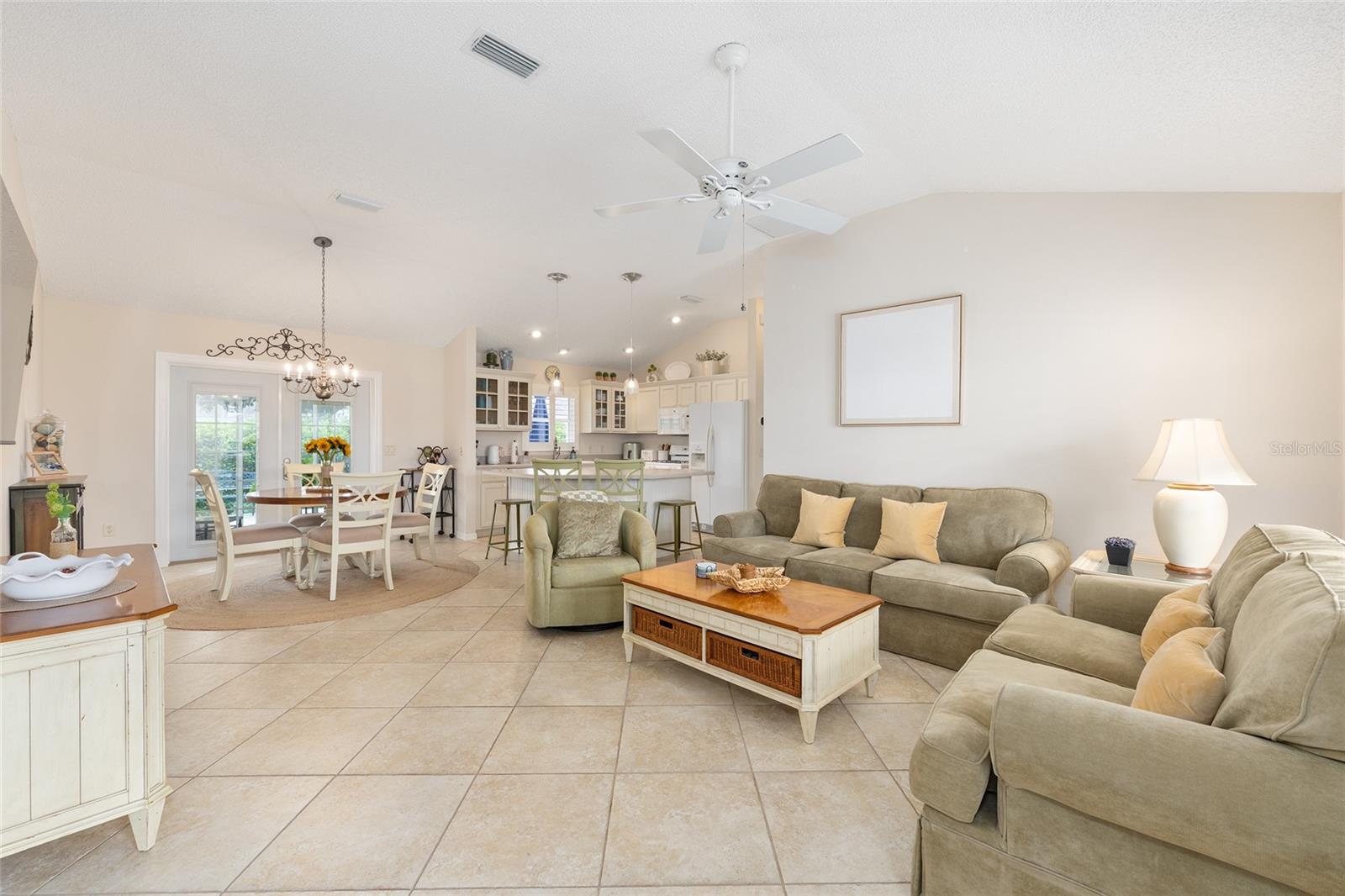 3025 ST THOMAS LN, THE VILLAGES, FL, 32162