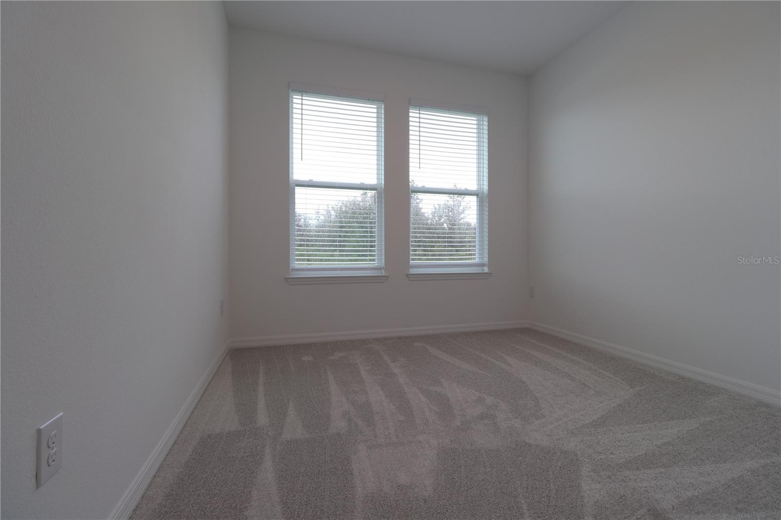 4923 ROLLING GREEN DR, WESLEY CHAPEL, FL, 33543