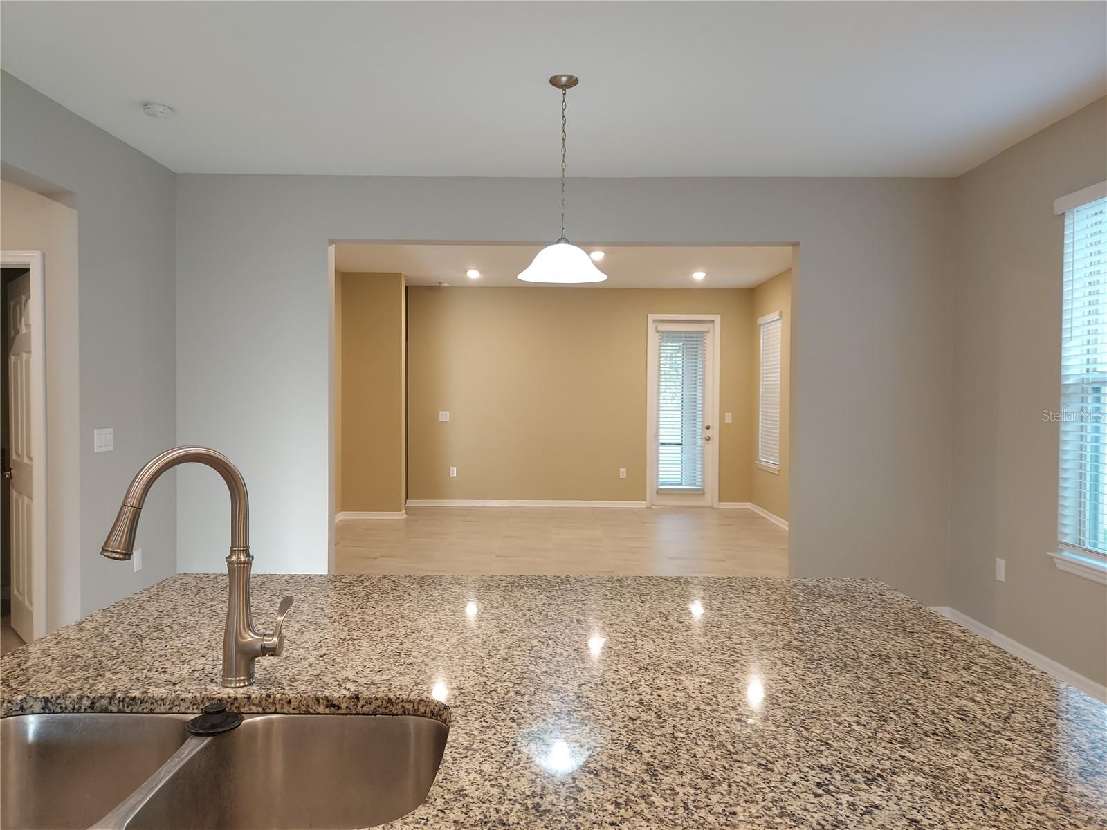 4923 ROLLING GREEN DR, WESLEY CHAPEL, FL, 33543