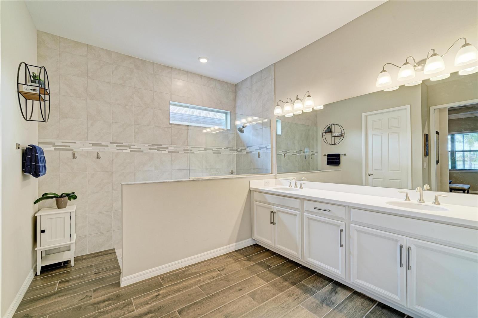 283 TOSCAVILLA BLVD, NOKOMIS, FL, 34275