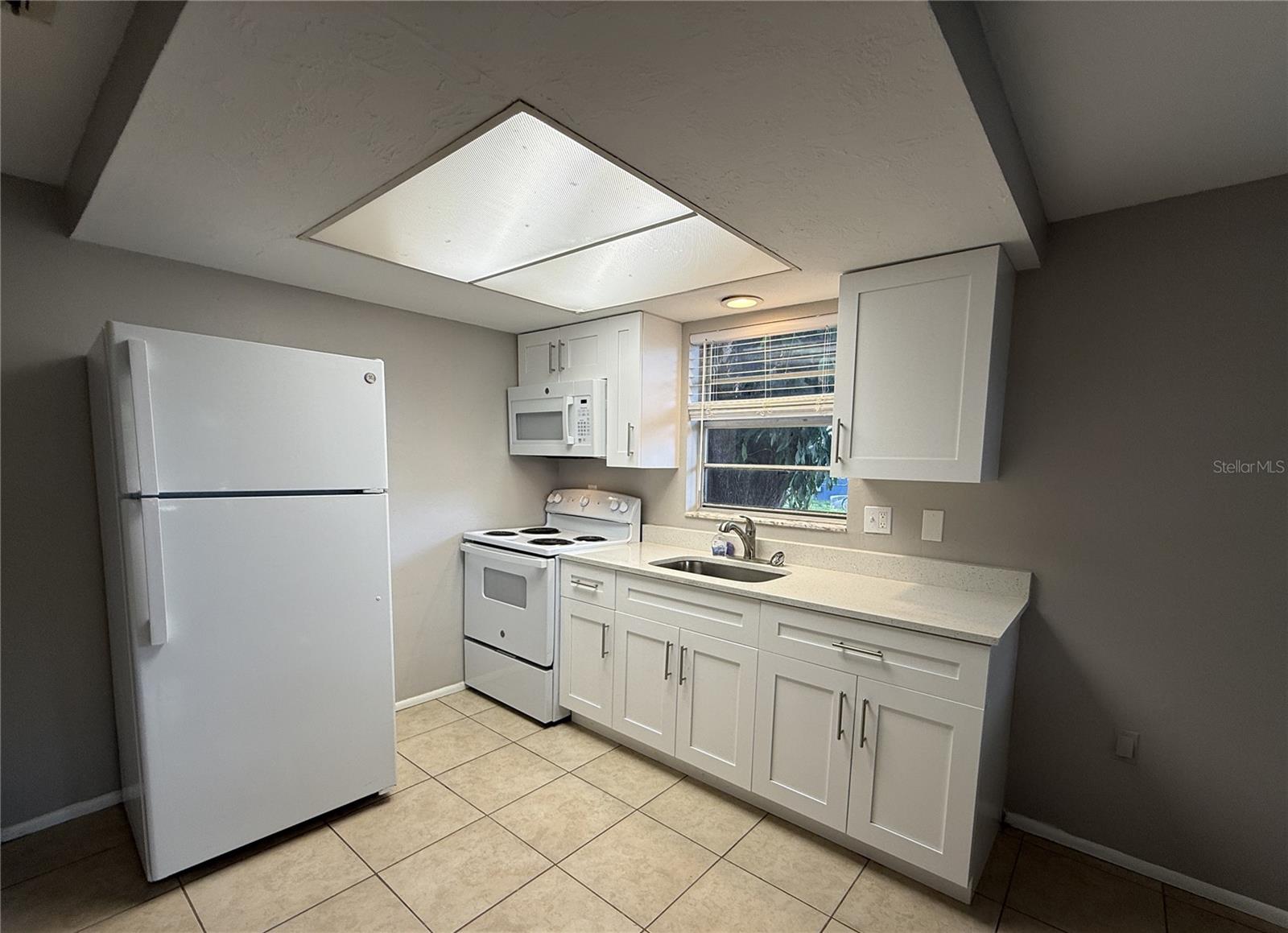611 OSCEOLA RD, NOKOMIS, FL, 34275