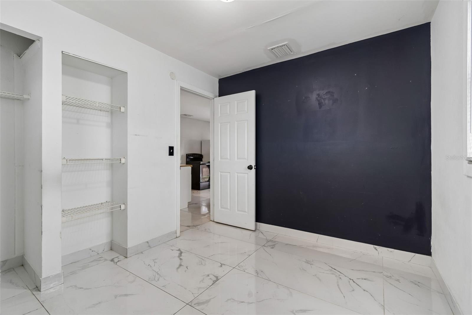 10110 N LANTANA AVE, TAMPA, FL, 33612