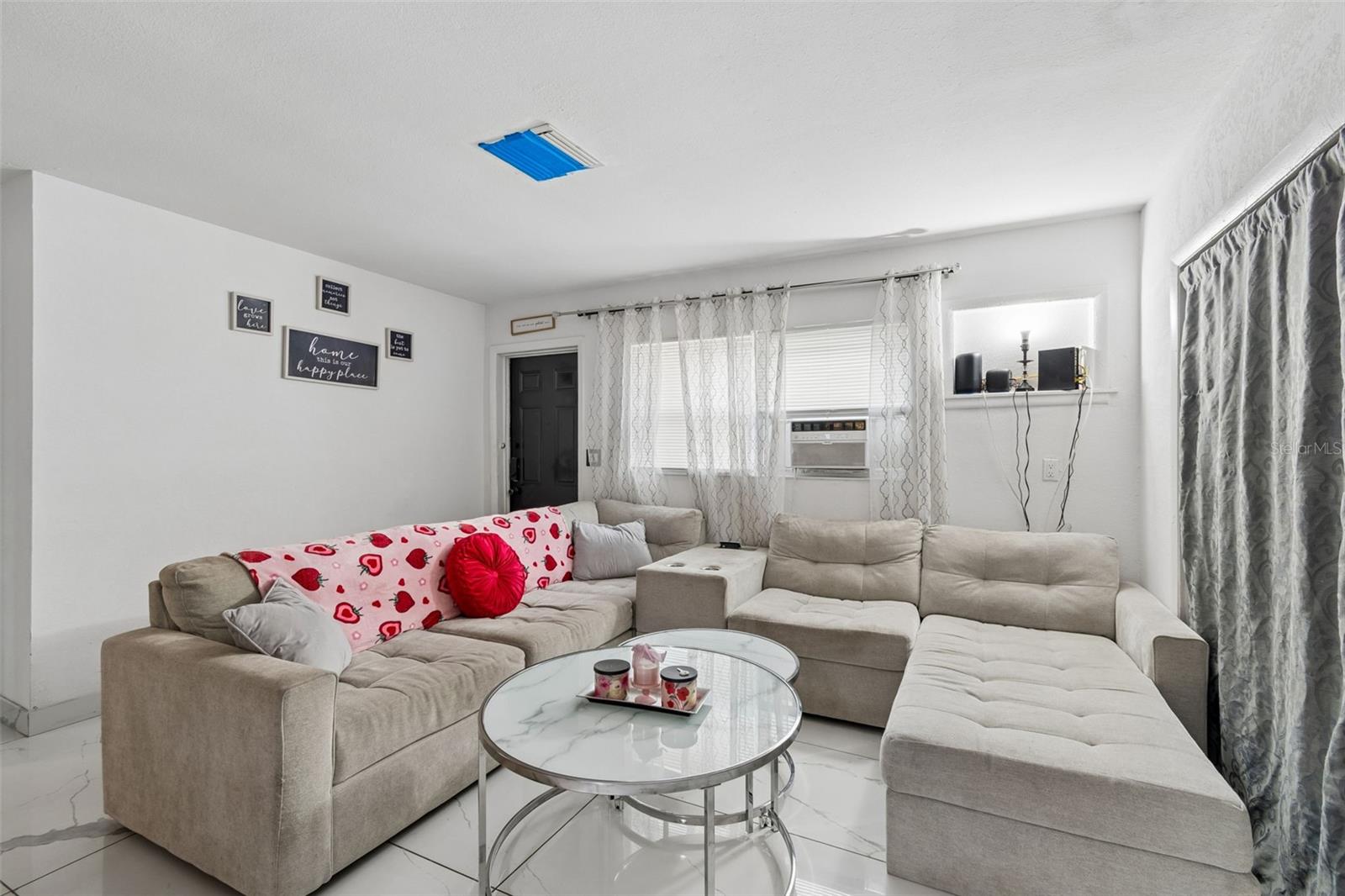 10110 N LANTANA AVE, TAMPA, FL, 33612