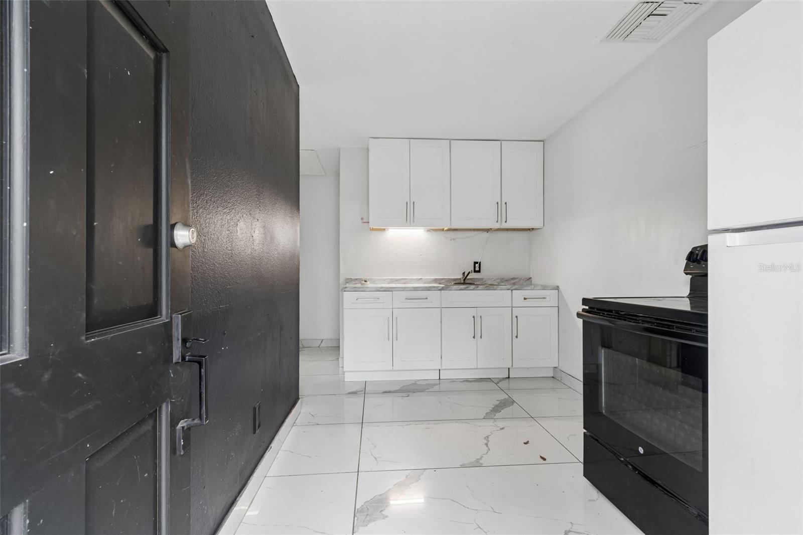 10110 N LANTANA AVE, TAMPA, FL, 33612