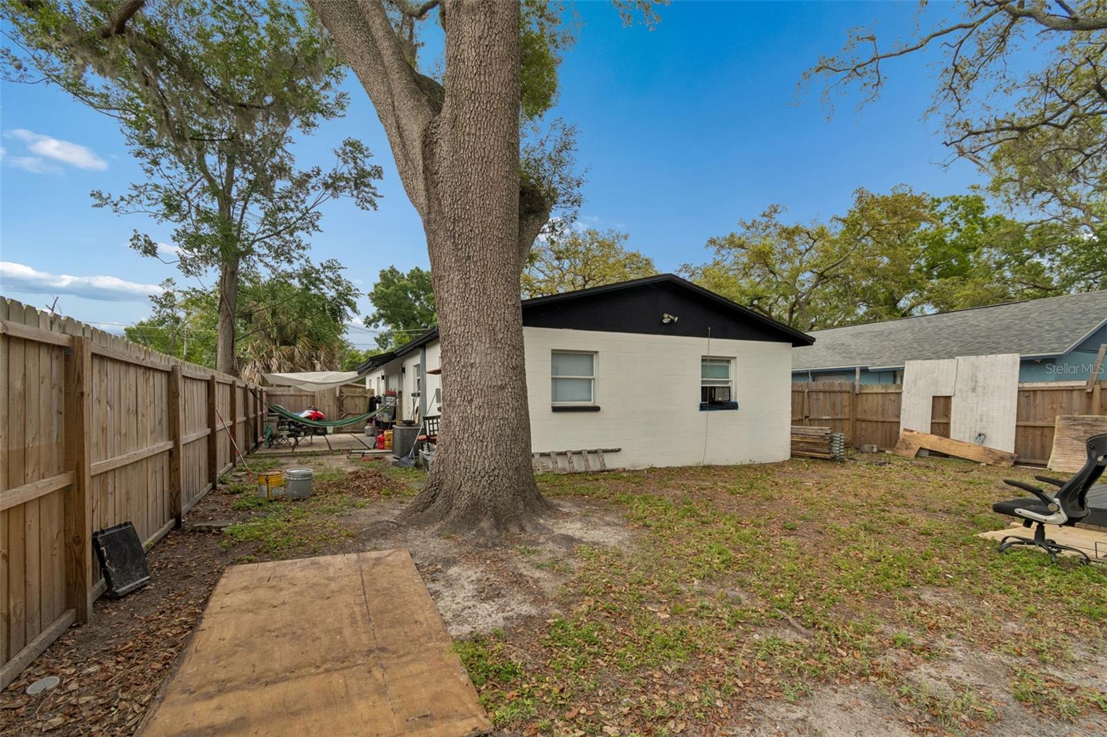 10110 N LANTANA AVE, TAMPA, FL, 33612