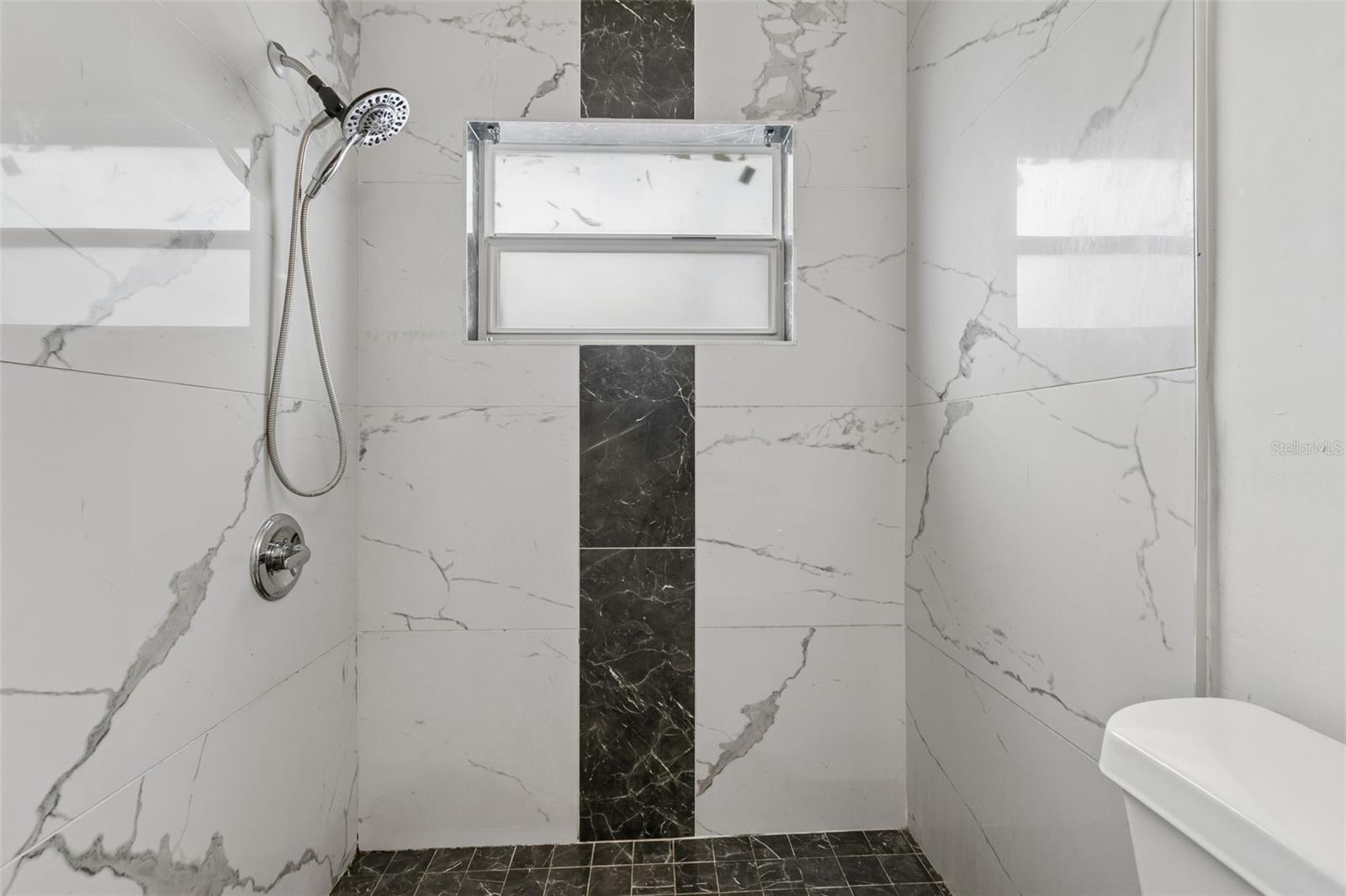 10110 N LANTANA AVE, TAMPA, FL, 33612