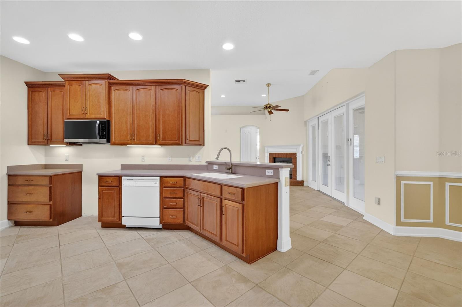 42808 ROYAL TRAILS RD, EUSTIS, FL, 32736