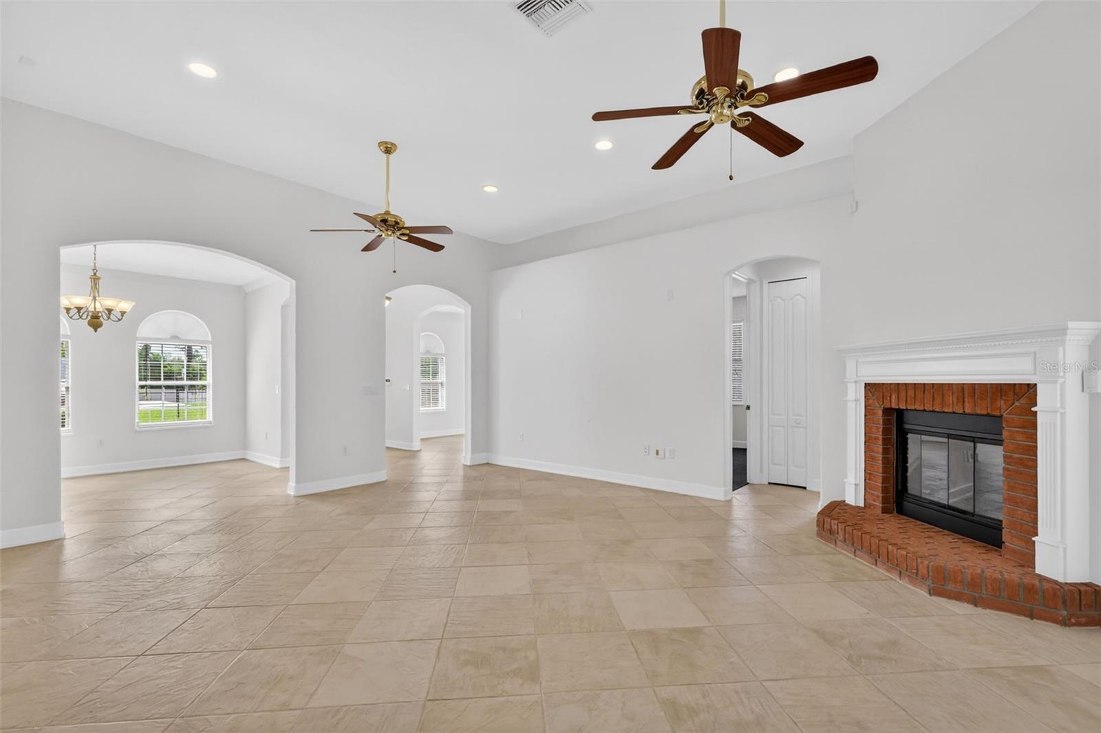 42808 ROYAL TRAILS RD, EUSTIS, FL, 32736