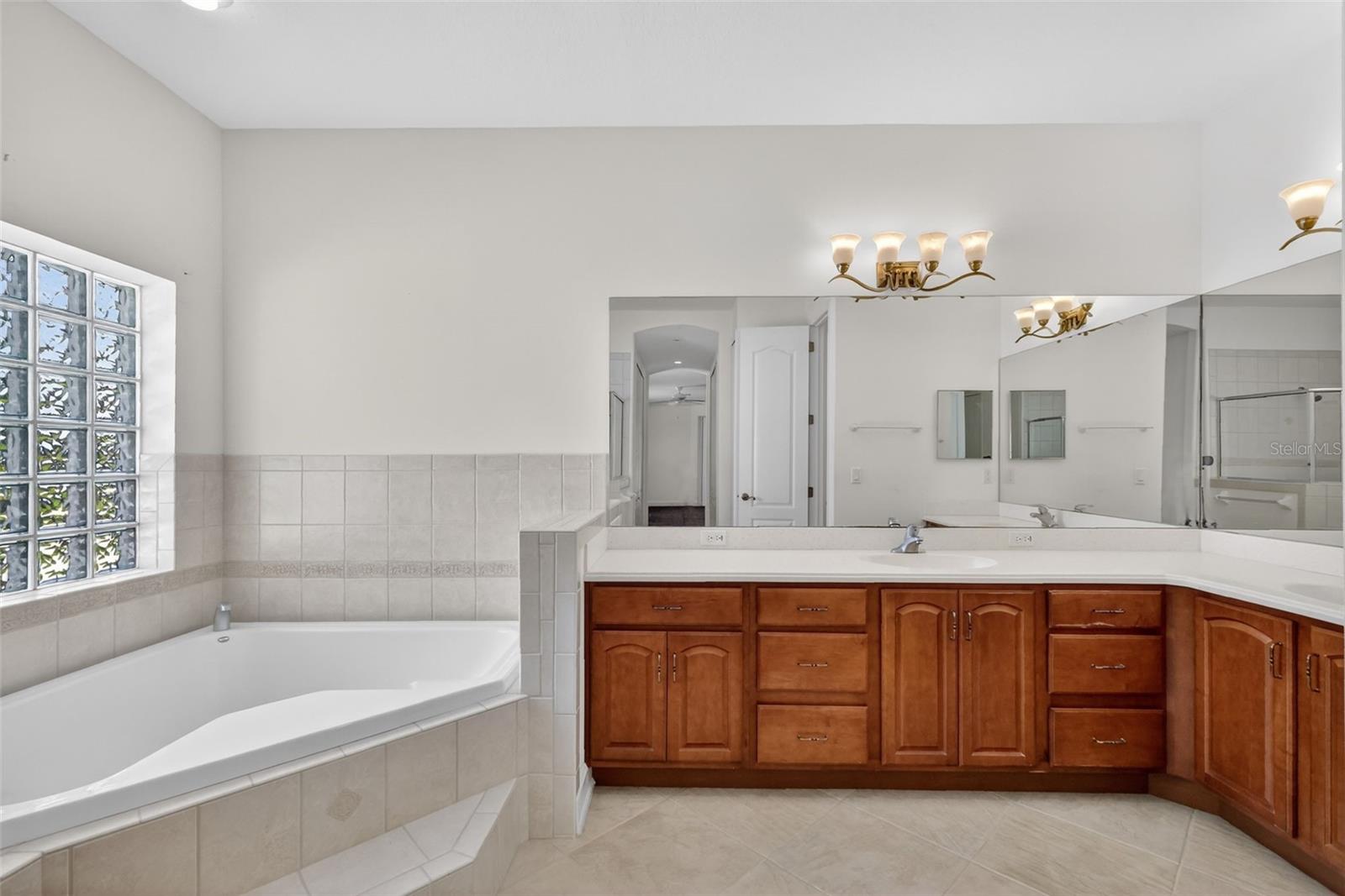 42808 ROYAL TRAILS RD, EUSTIS, FL, 32736