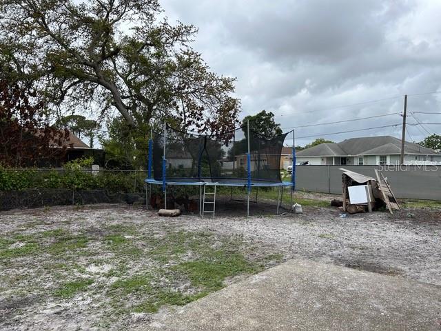 898 FARRINGTON DR, DELTONA, FL, 32725