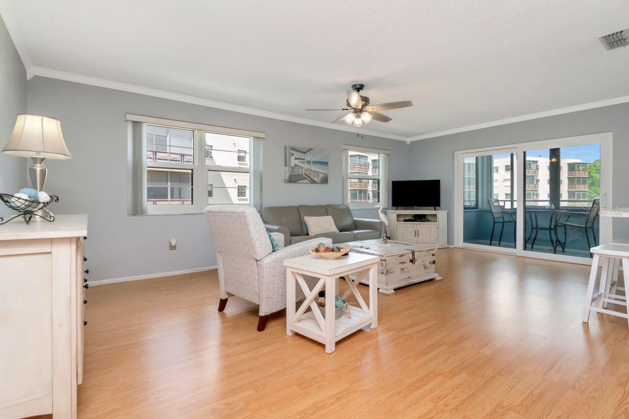 Large open space, great for entertaining.