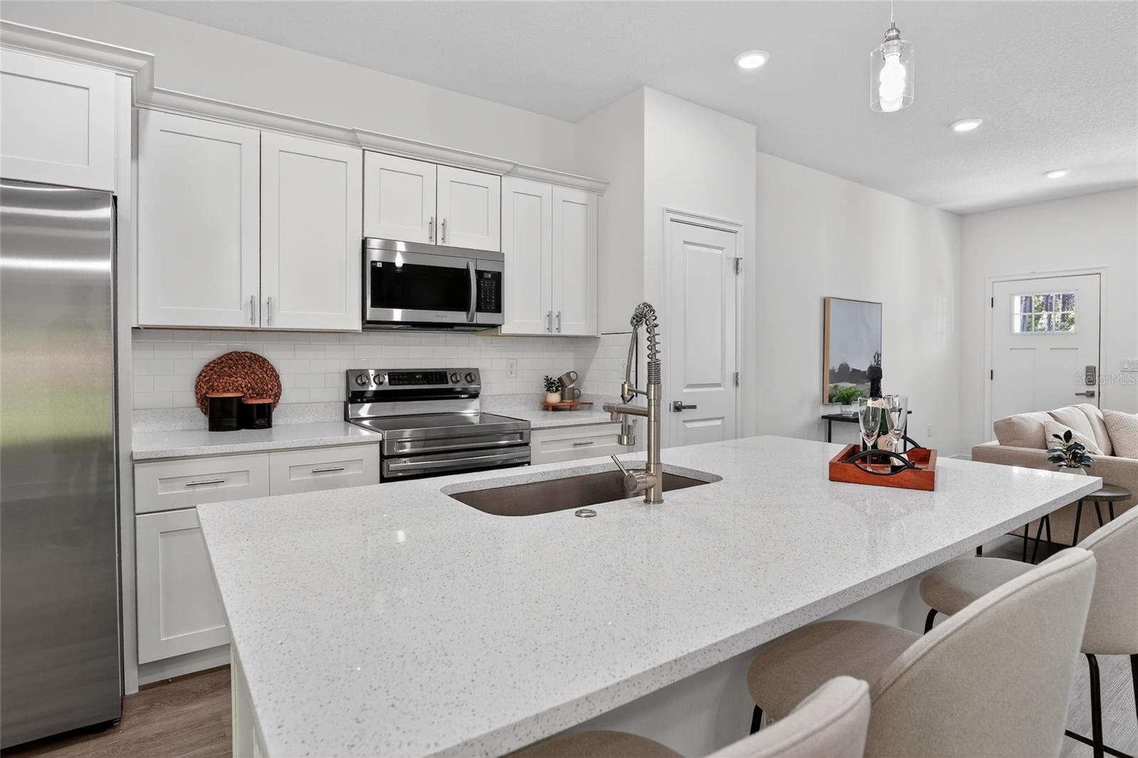 99 W GOLDCOAST PL, DUNNELLON, FL, 34434
