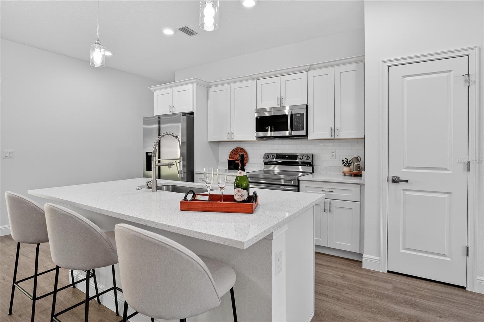 99 W GOLDCOAST PL, DUNNELLON, FL, 34434