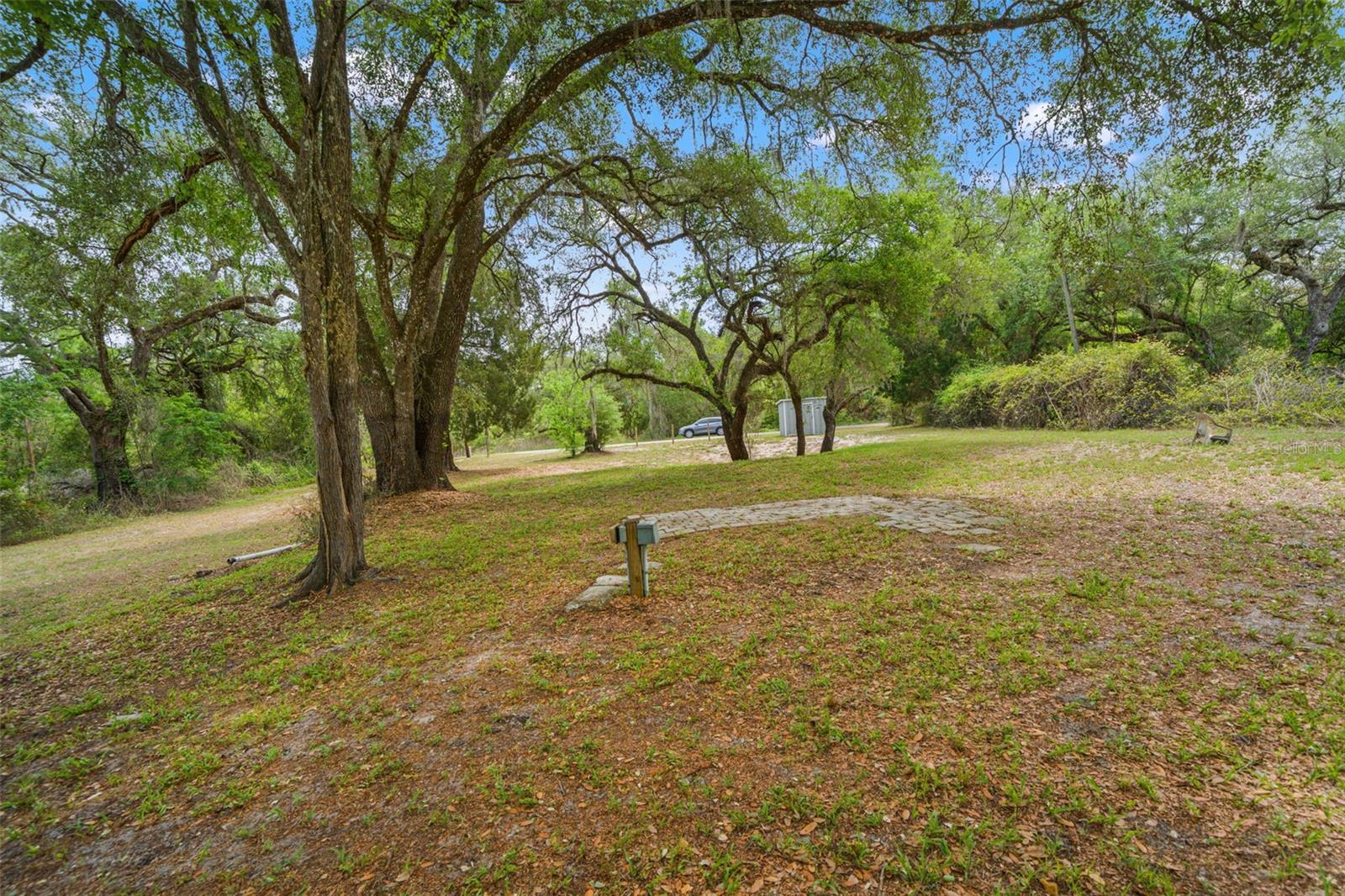 33013 ROUND TABLE RD, RIDGE MANOR, FL, 33523