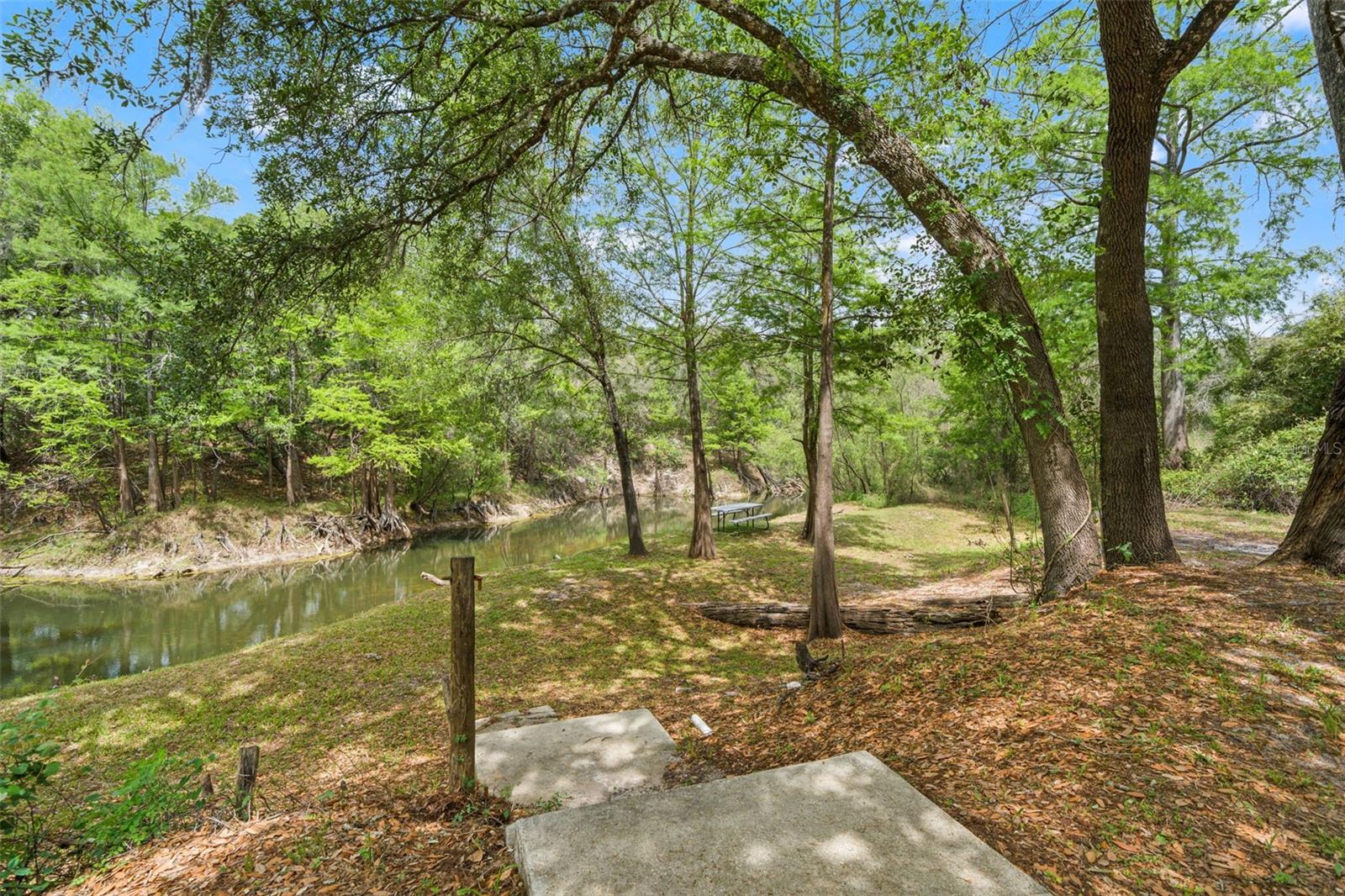 33013 ROUND TABLE RD, RIDGE MANOR, FL, 33523
