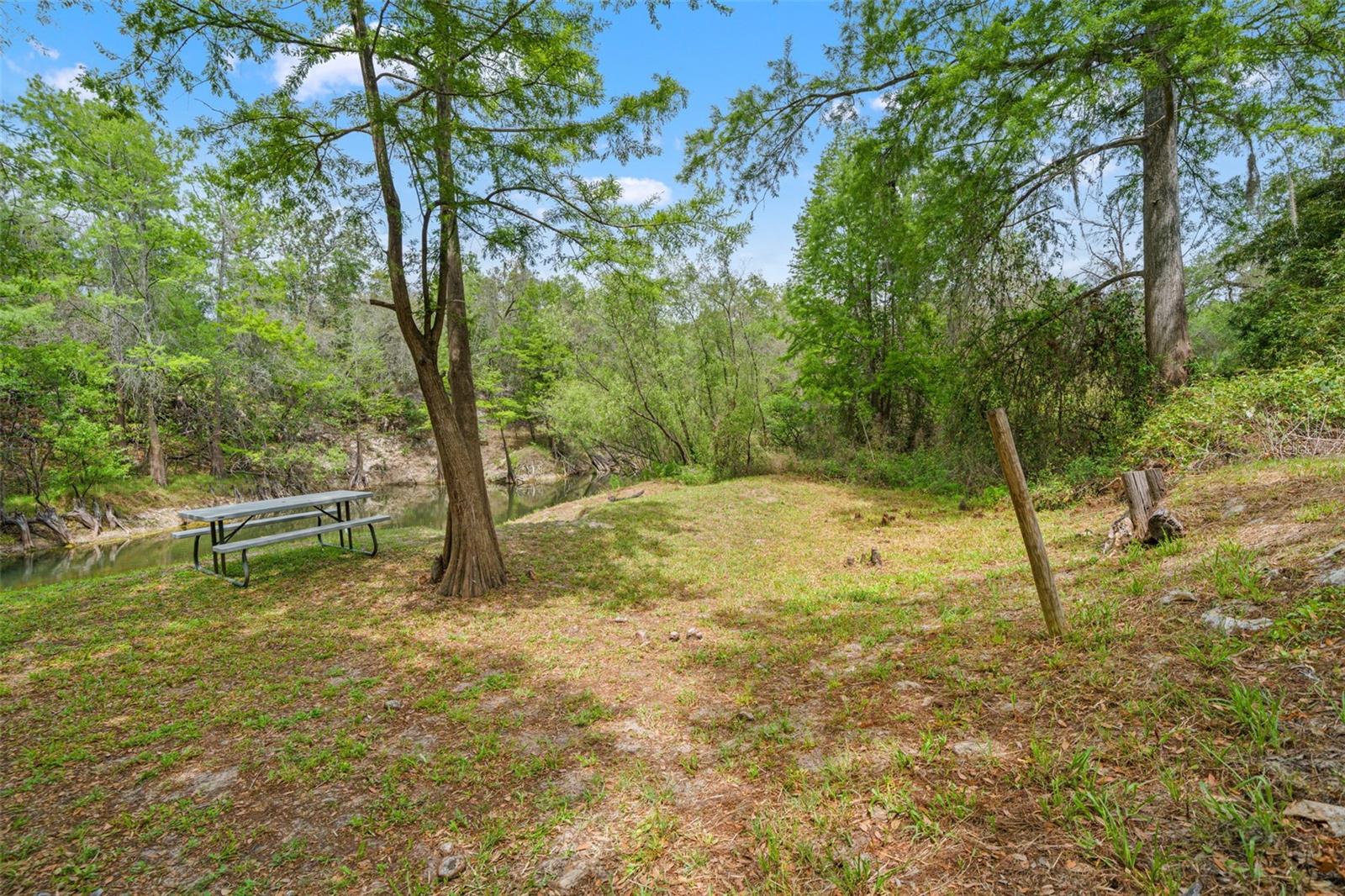 33013 ROUND TABLE RD, RIDGE MANOR, FL, 33523