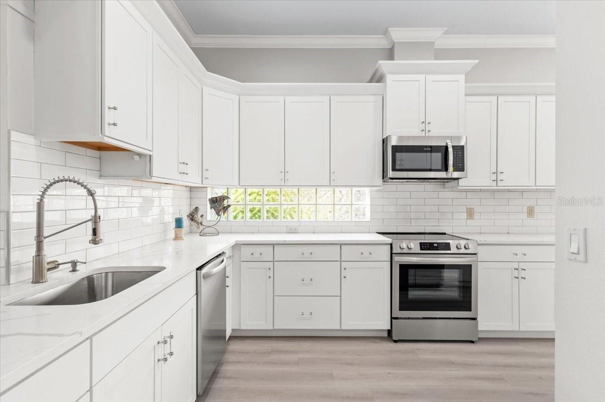 700 SILK OAK DR, VENICE, FL, 34293