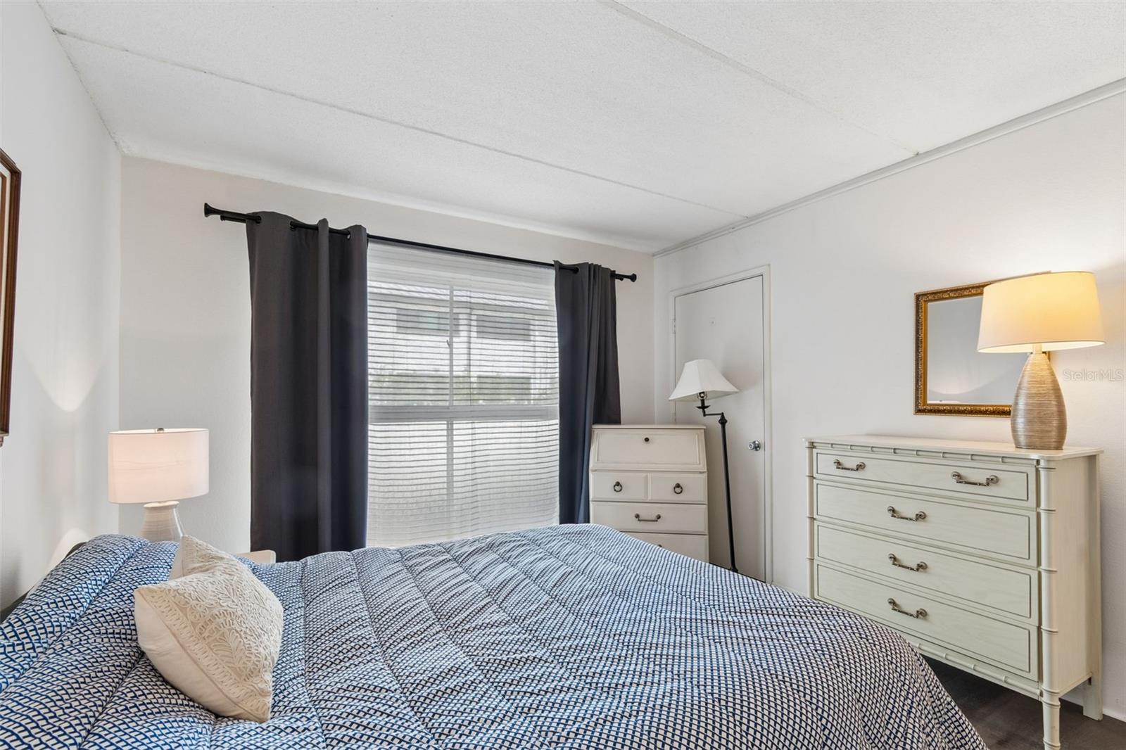 2944 W BAY DR #106, BELLEAIR BLUFFS, FL, 33770