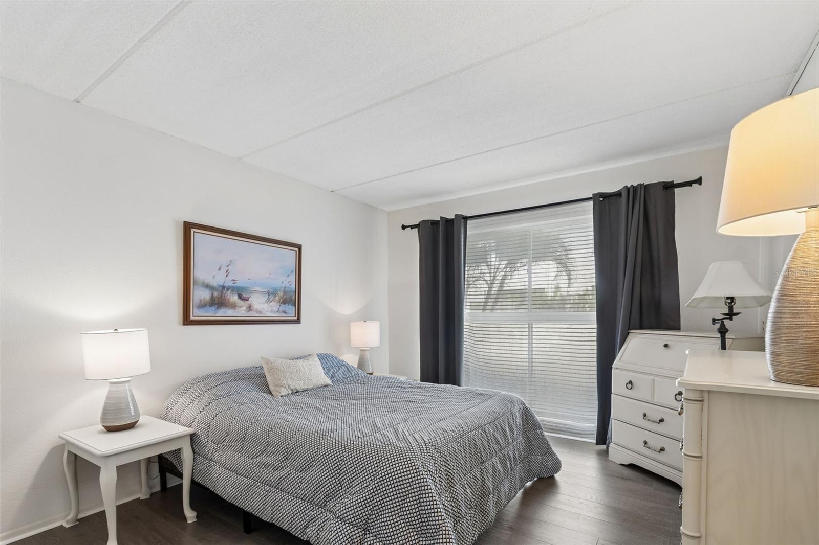 2944 W BAY DR #106, BELLEAIR BLUFFS, FL, 33770