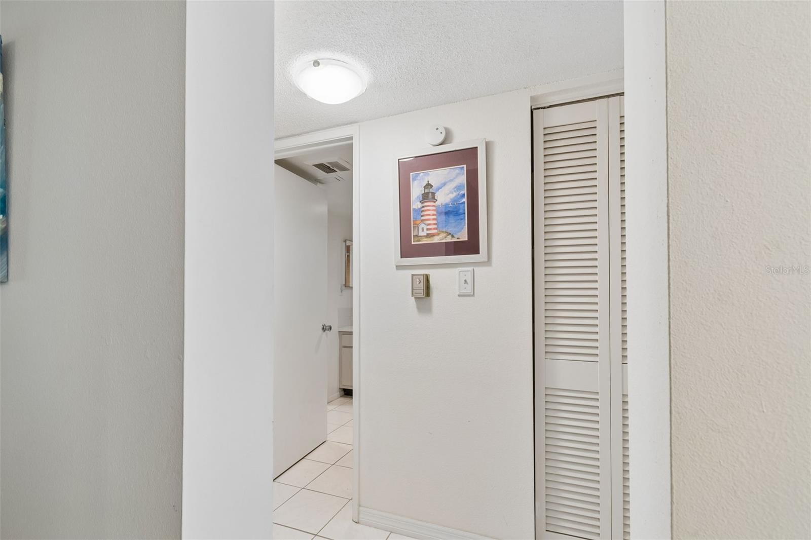 2944 W BAY DR #106, BELLEAIR BLUFFS, FL, 33770