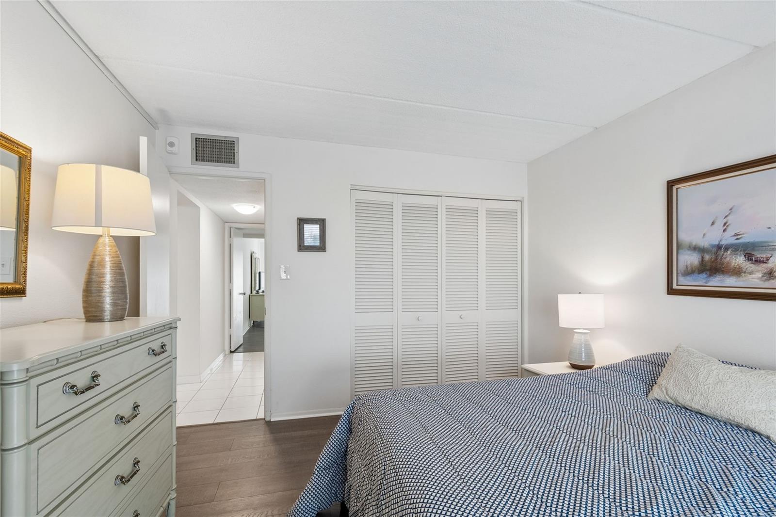 2944 W BAY DR #106, BELLEAIR BLUFFS, FL, 33770