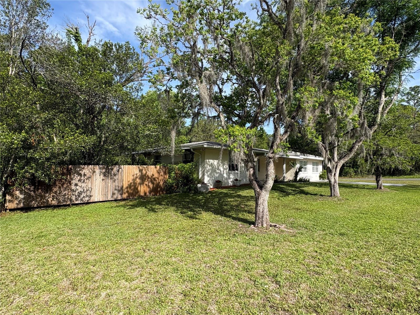 3922 S APOPKA AVE, INVERNESS, FL, 34452