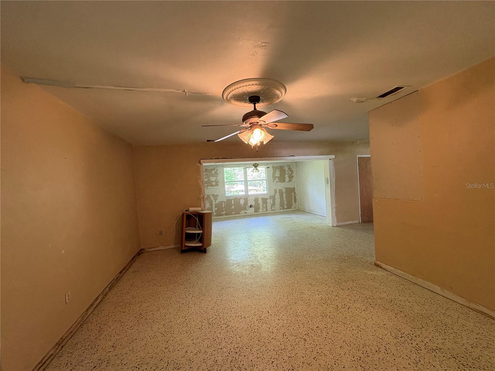 3922 S APOPKA AVE, INVERNESS, FL, 34452