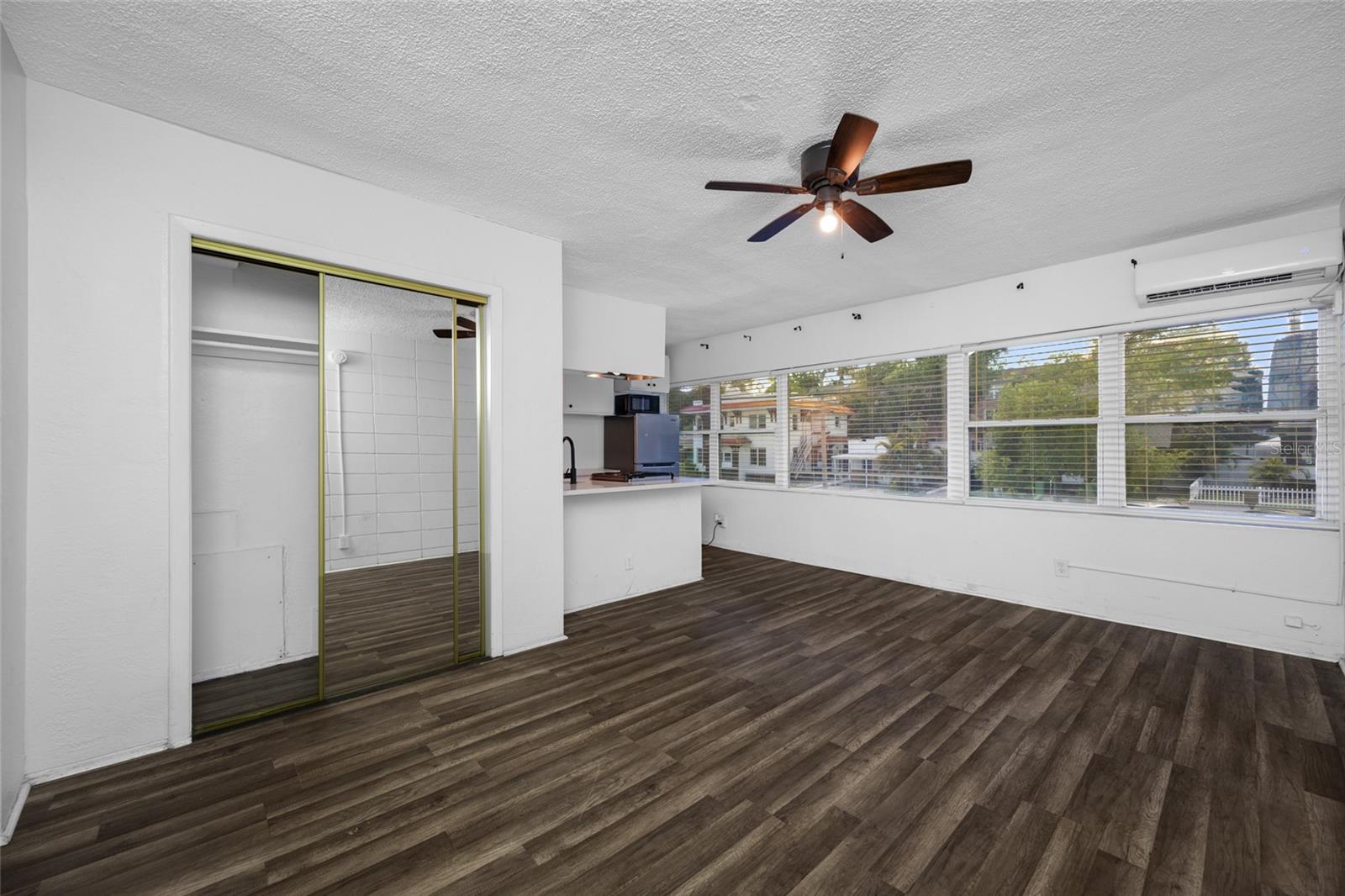 425 2ND ST N, ST PETERSBURG, FL, 33701