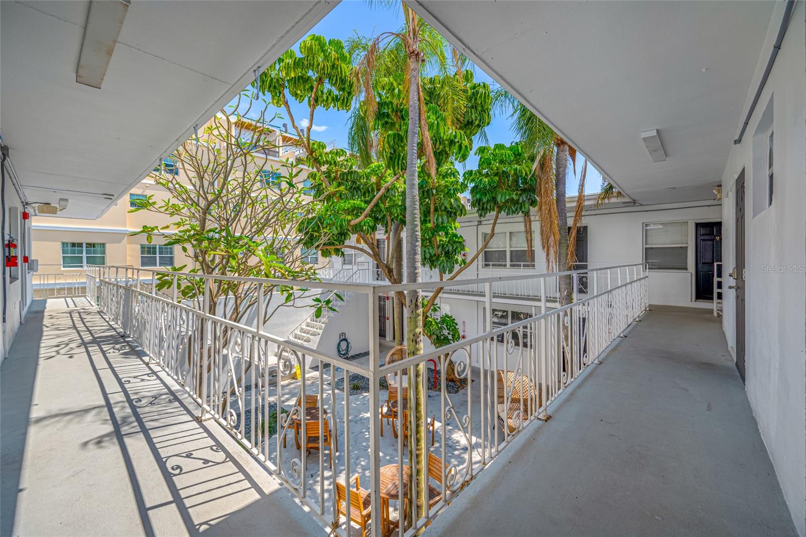 425 2ND ST N, ST PETERSBURG, FL, 33701