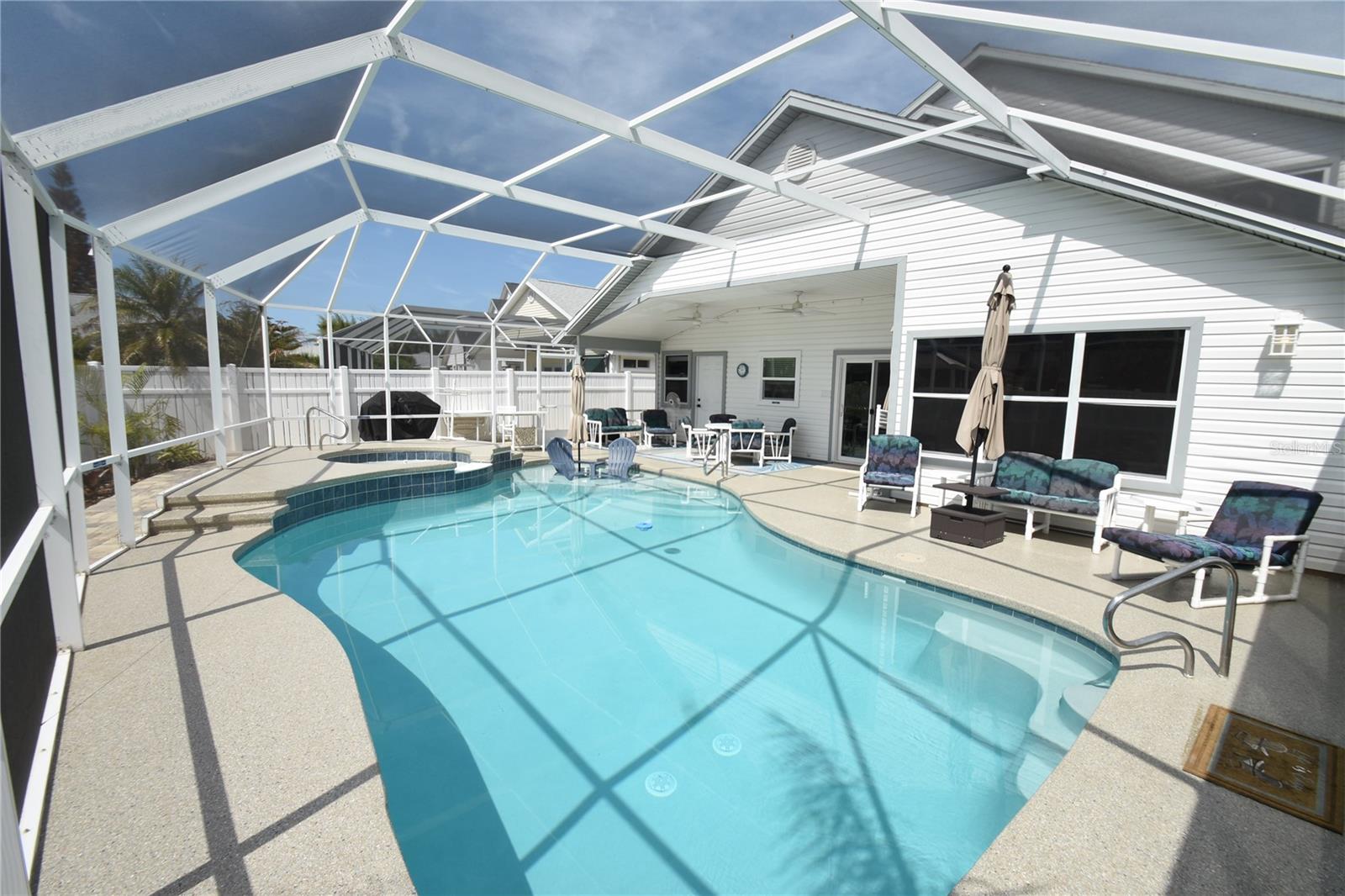 1 BEDFORD DR, PALM COAST, FL, 32137