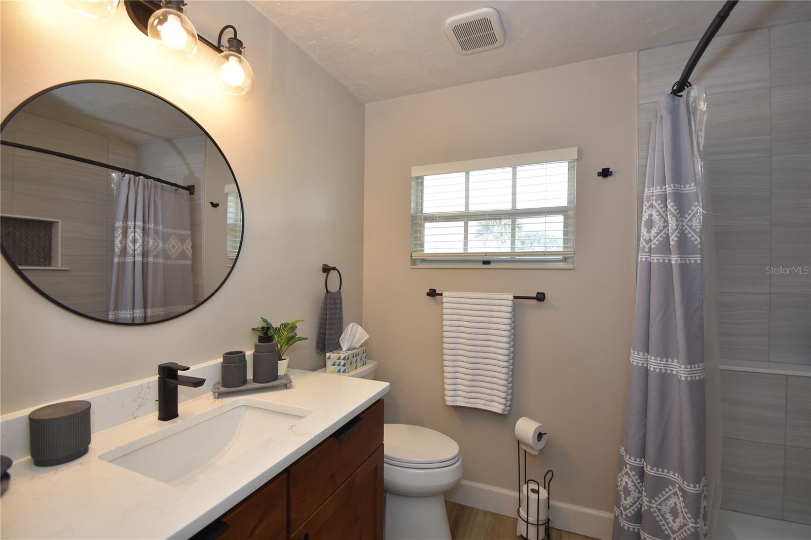 1 BEDFORD DR, PALM COAST, FL, 32137