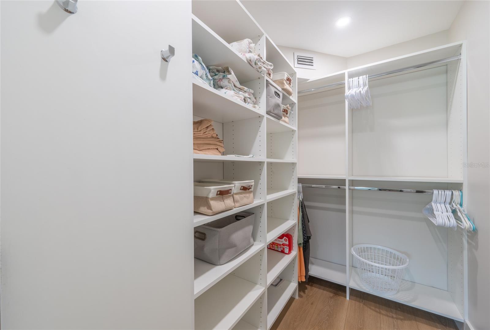 3804 GULF OF MEXICO DR #B305, LONGBOAT KEY, FL, 34228