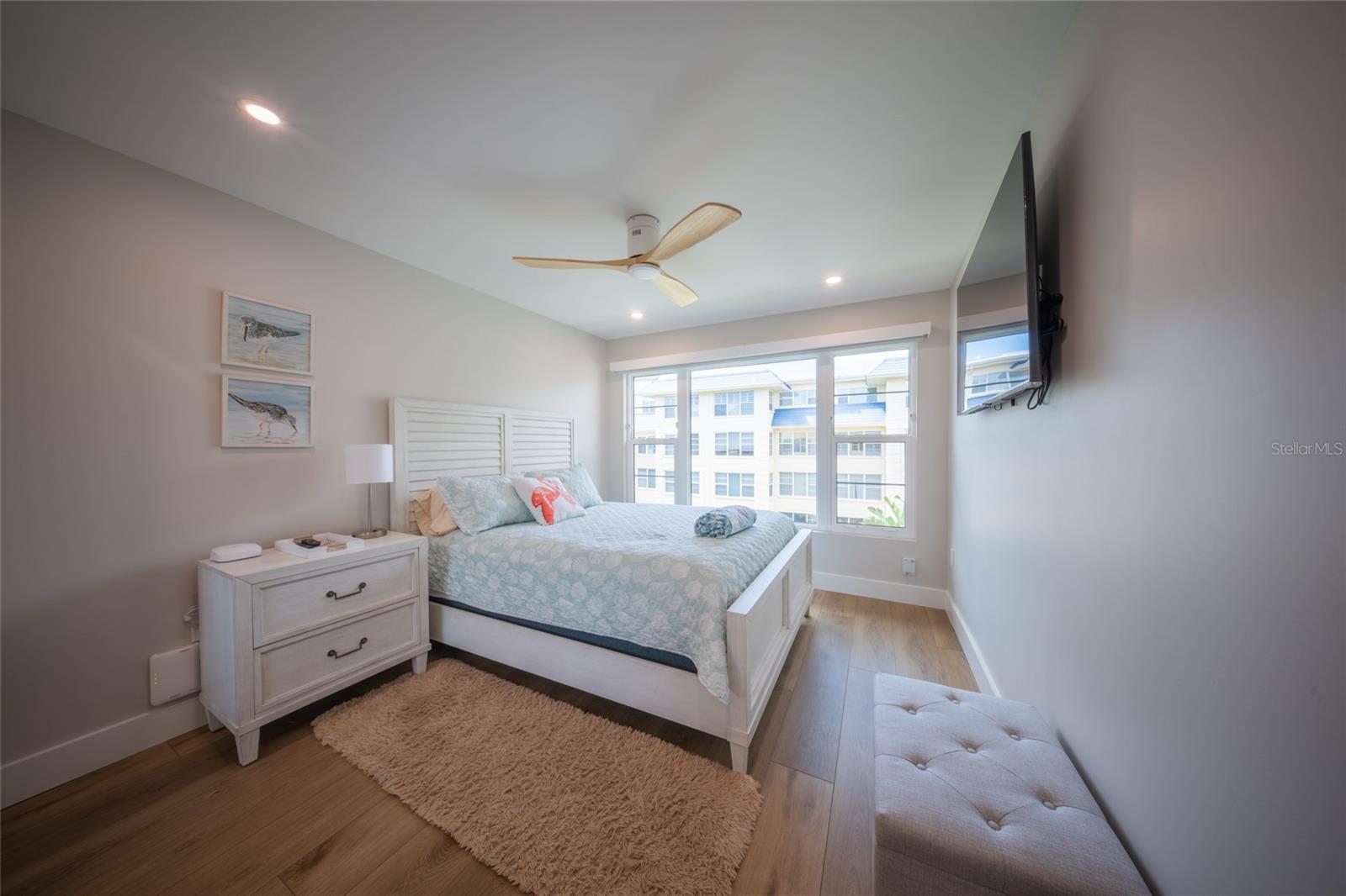 3804 GULF OF MEXICO DR #B305, LONGBOAT KEY, FL, 34228