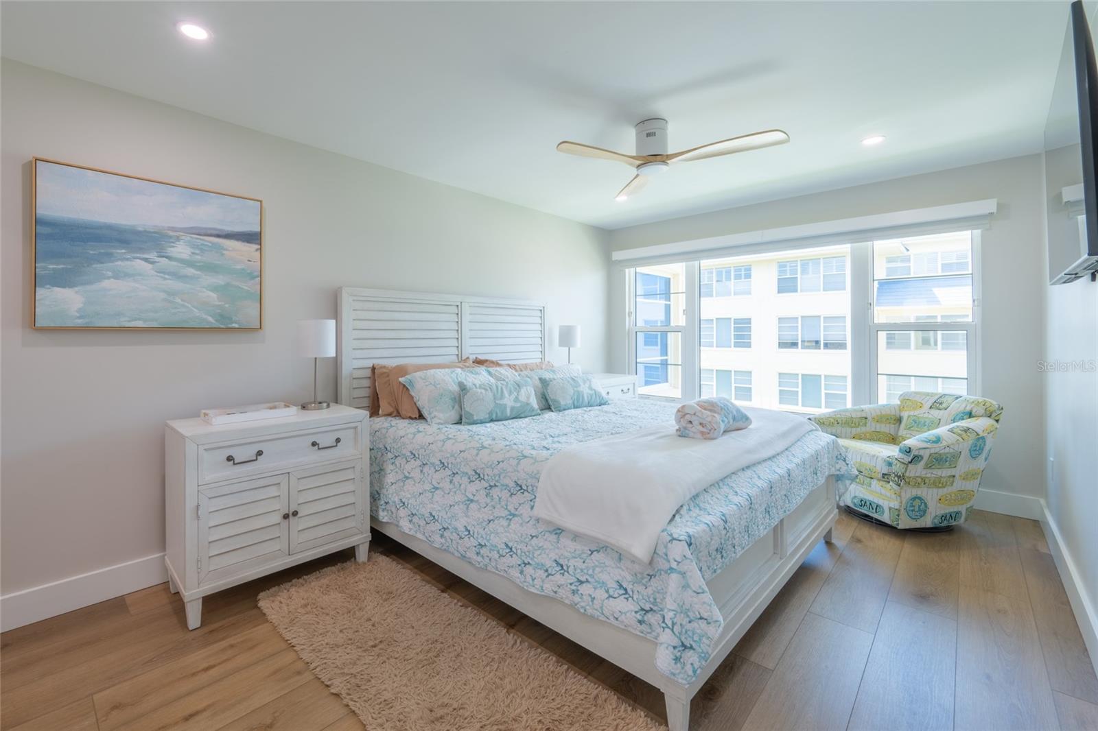 3804 GULF OF MEXICO DR #B305, LONGBOAT KEY, FL, 34228