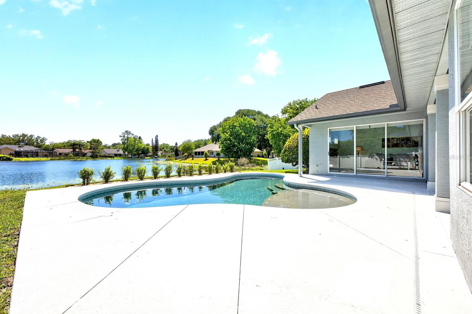 1047 WILLA LAKE CIR, OVIEDO, FL, 32765