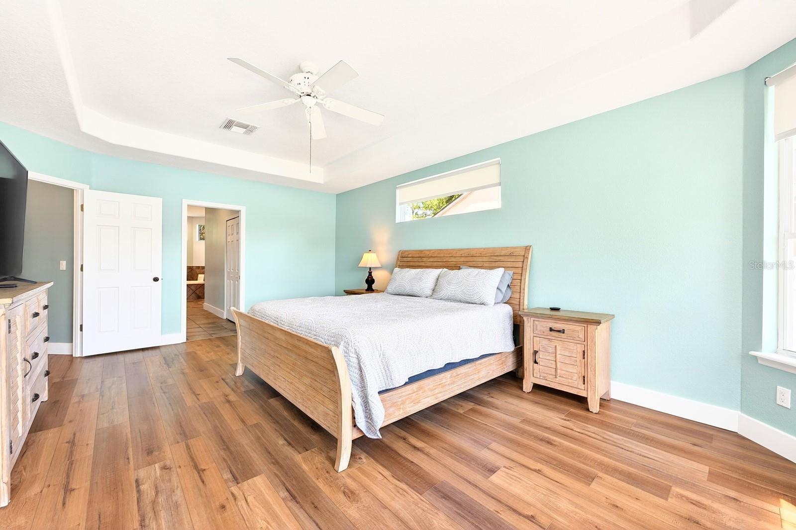 1047 WILLA LAKE CIR, OVIEDO, FL, 32765