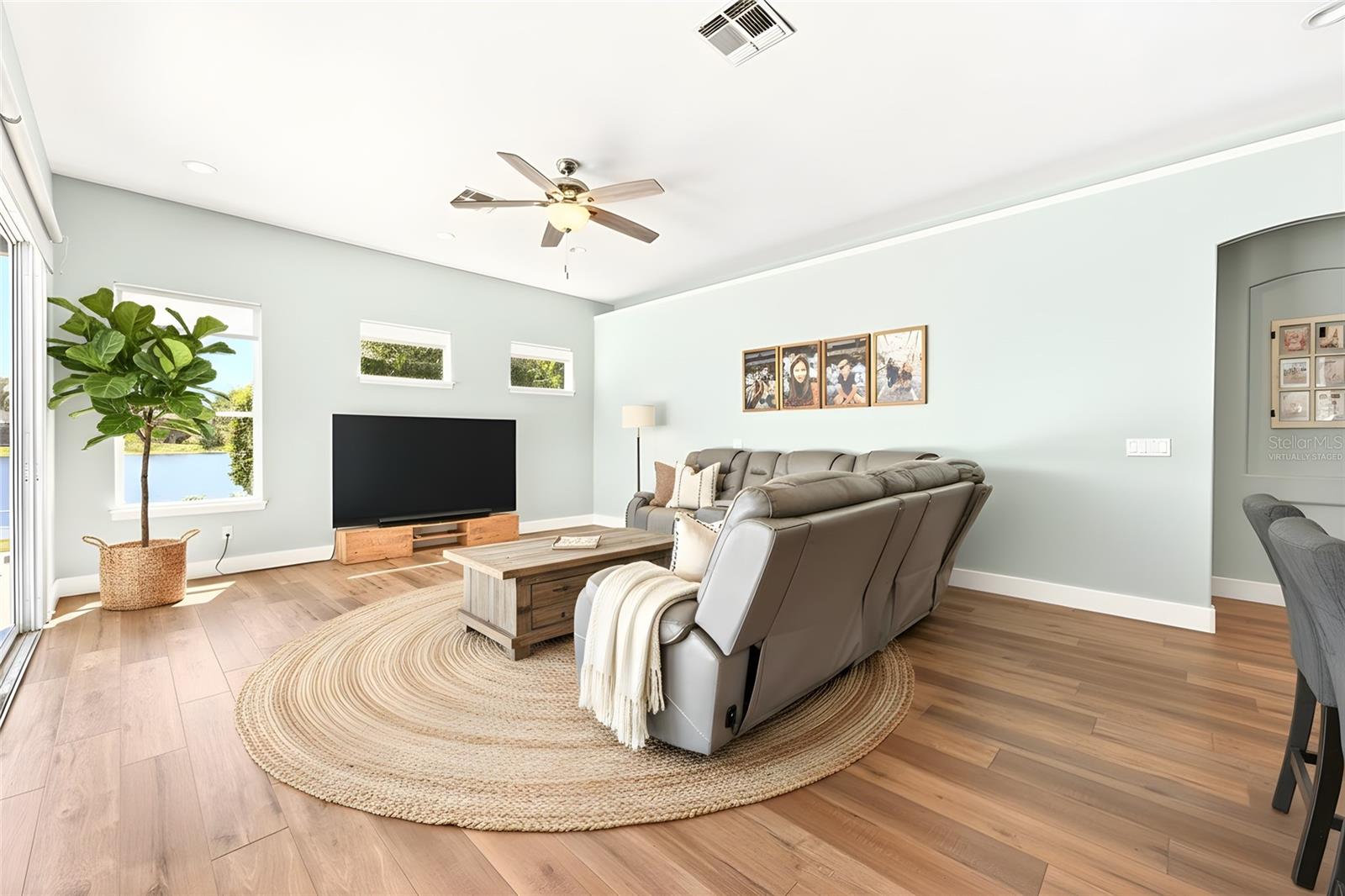 1047 WILLA LAKE CIR, OVIEDO, FL, 32765