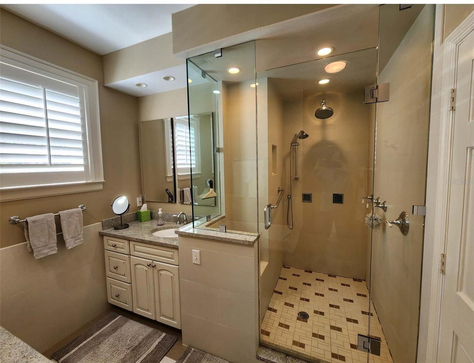 76 BISHOPSCOURT RD #116, OSPREY, FL, 34229