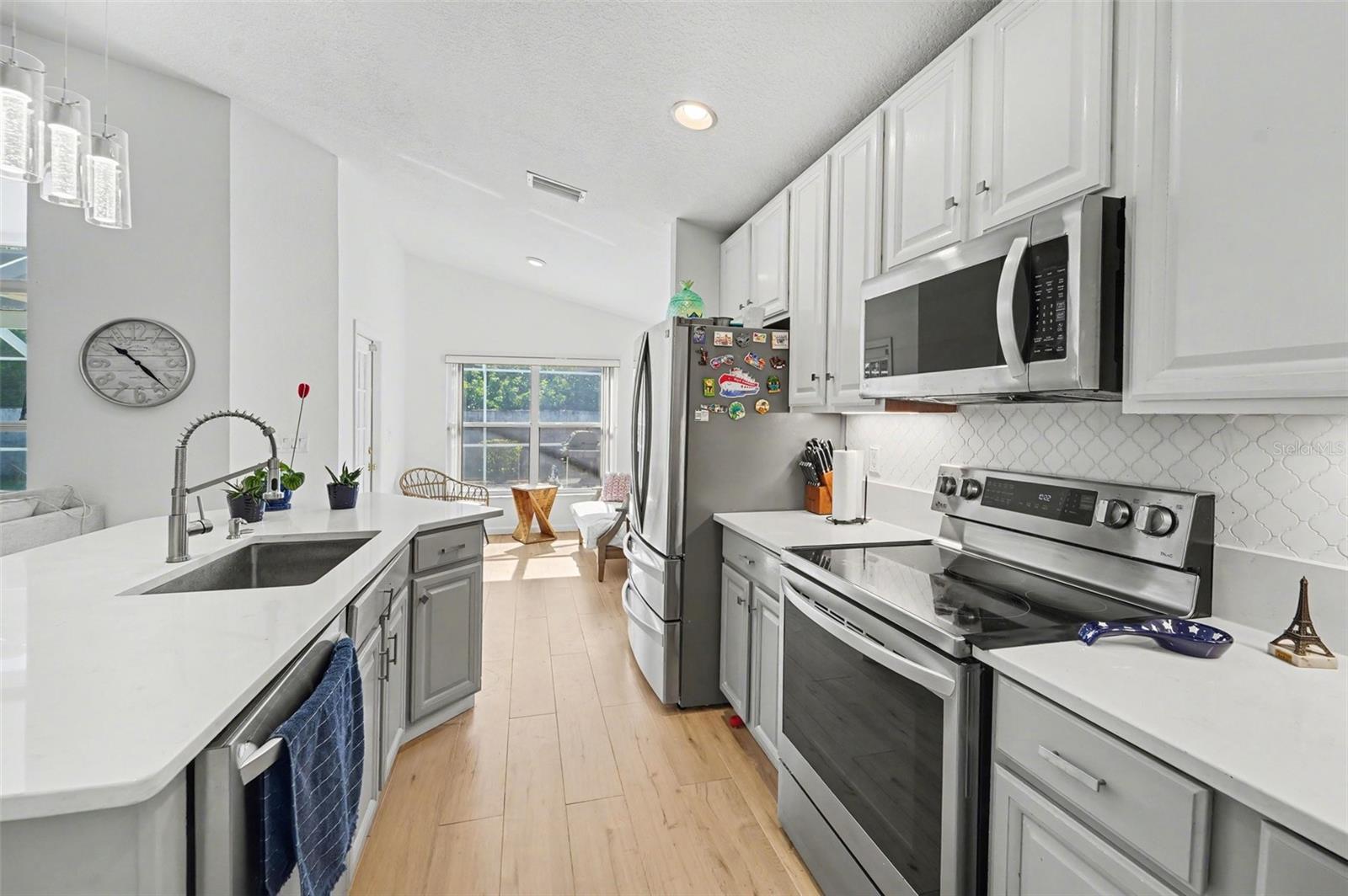 2902 BILLINGHAM DR, LAND O LAKES, FL, 34639