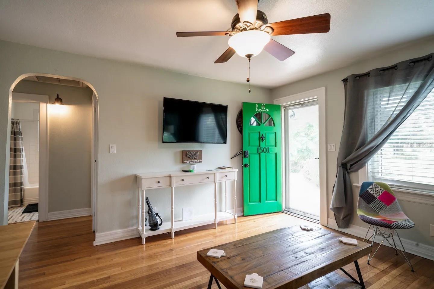 1501 29TH AVE N, ST PETERSBURG, FL, 33704