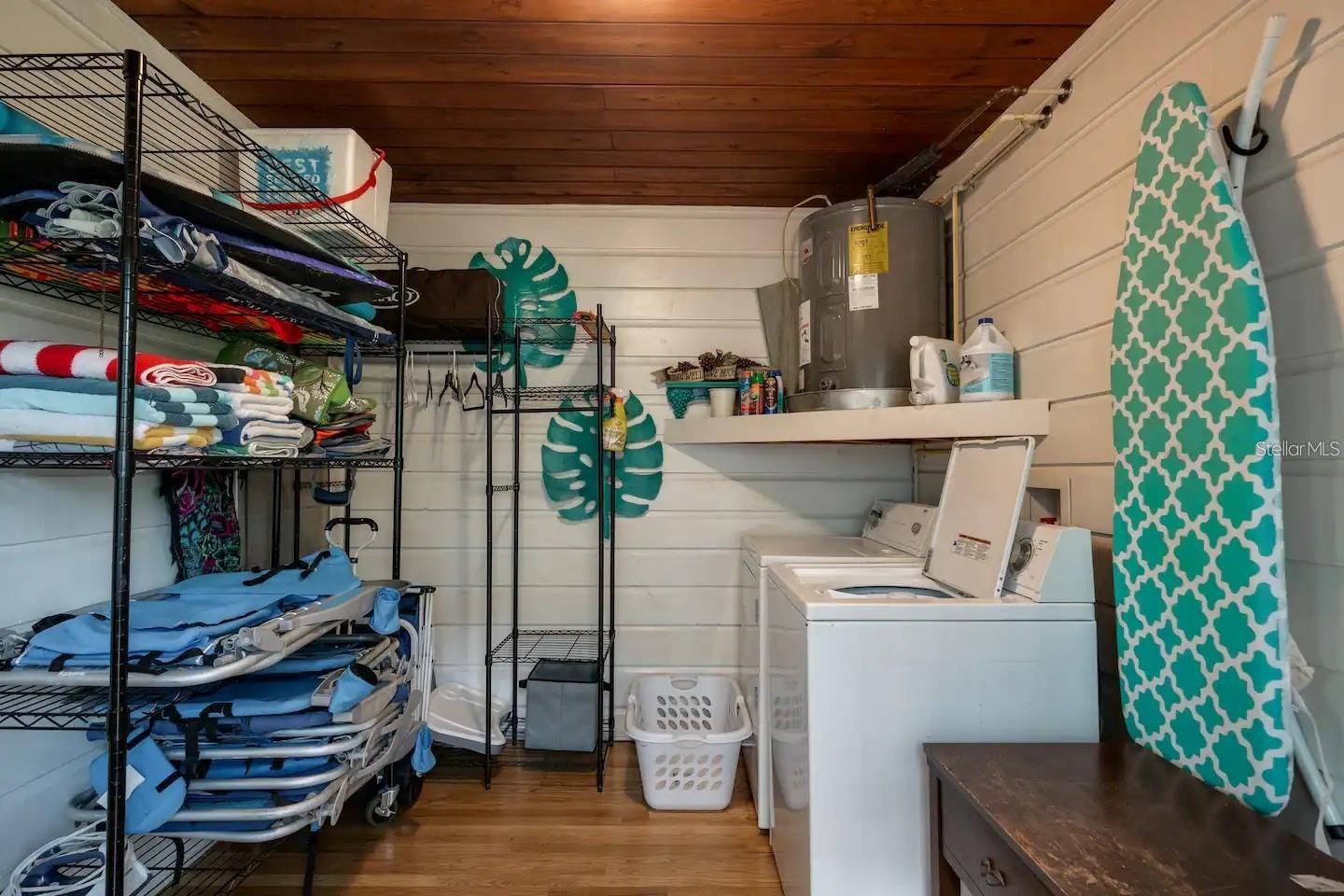 1501 29TH AVE N, ST PETERSBURG, FL, 33704