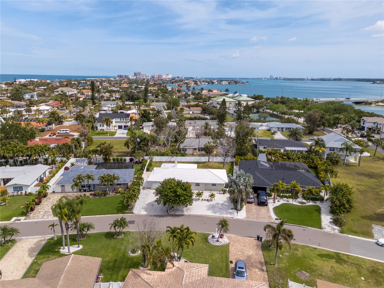 123 8TH ST, BELLEAIR BEACH, FL, 33786