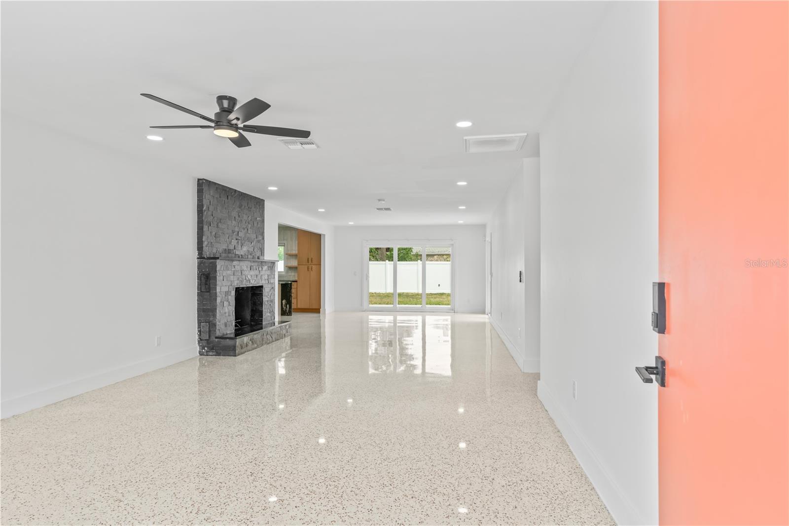 123 8TH ST, BELLEAIR BEACH, FL, 33786