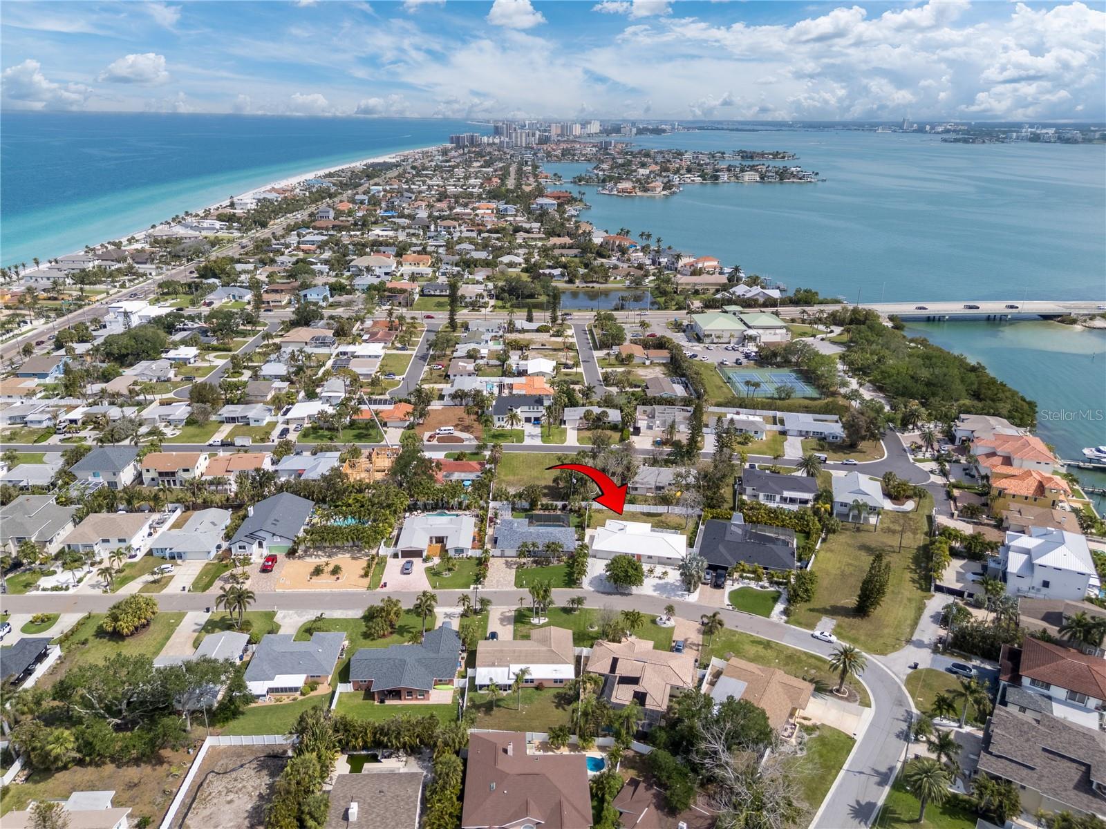123 8TH ST, BELLEAIR BEACH, FL, 33786