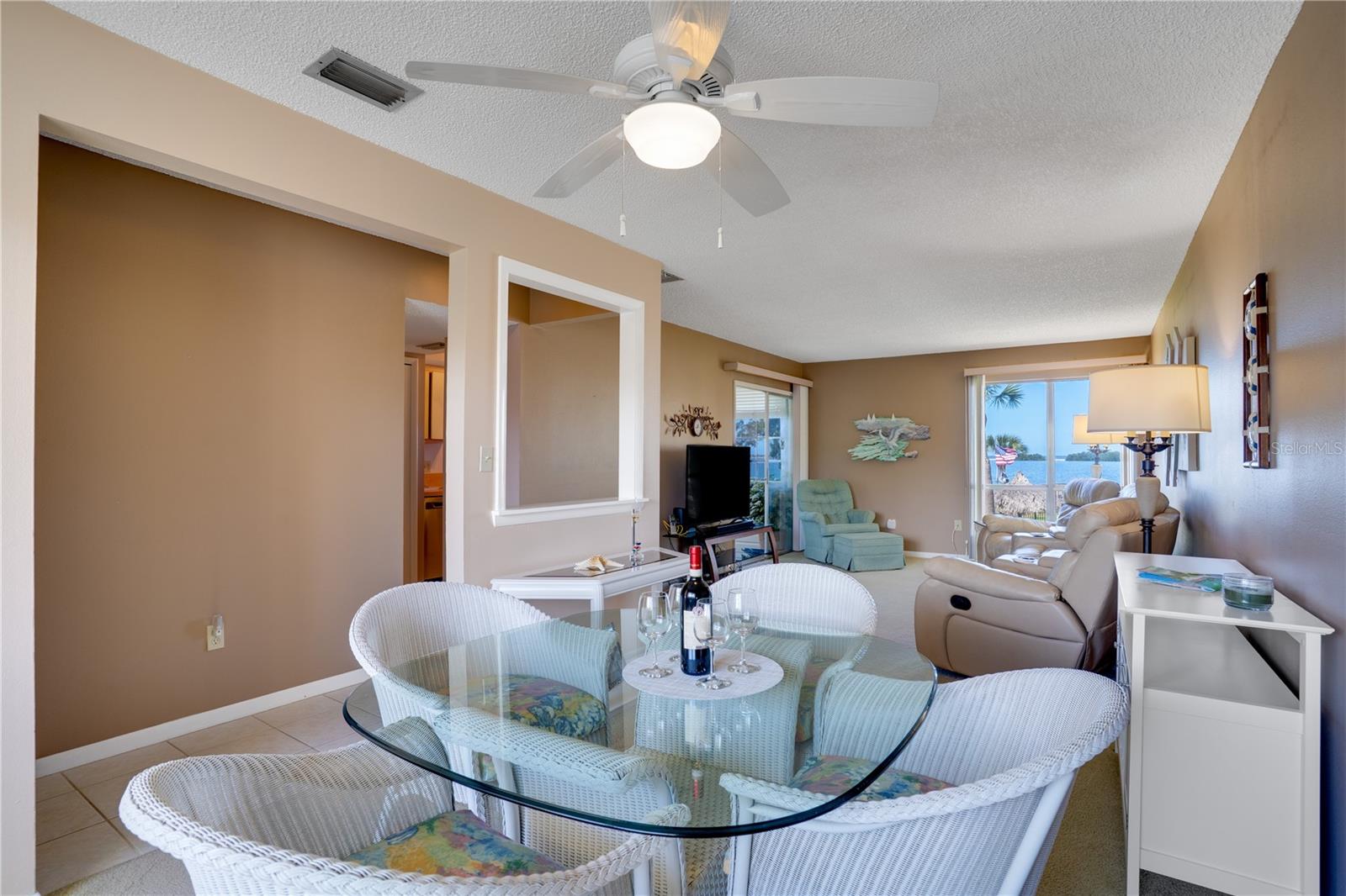 656 WINDRUSH BAY DR #656, TARPON SPRINGS, FL, 34689