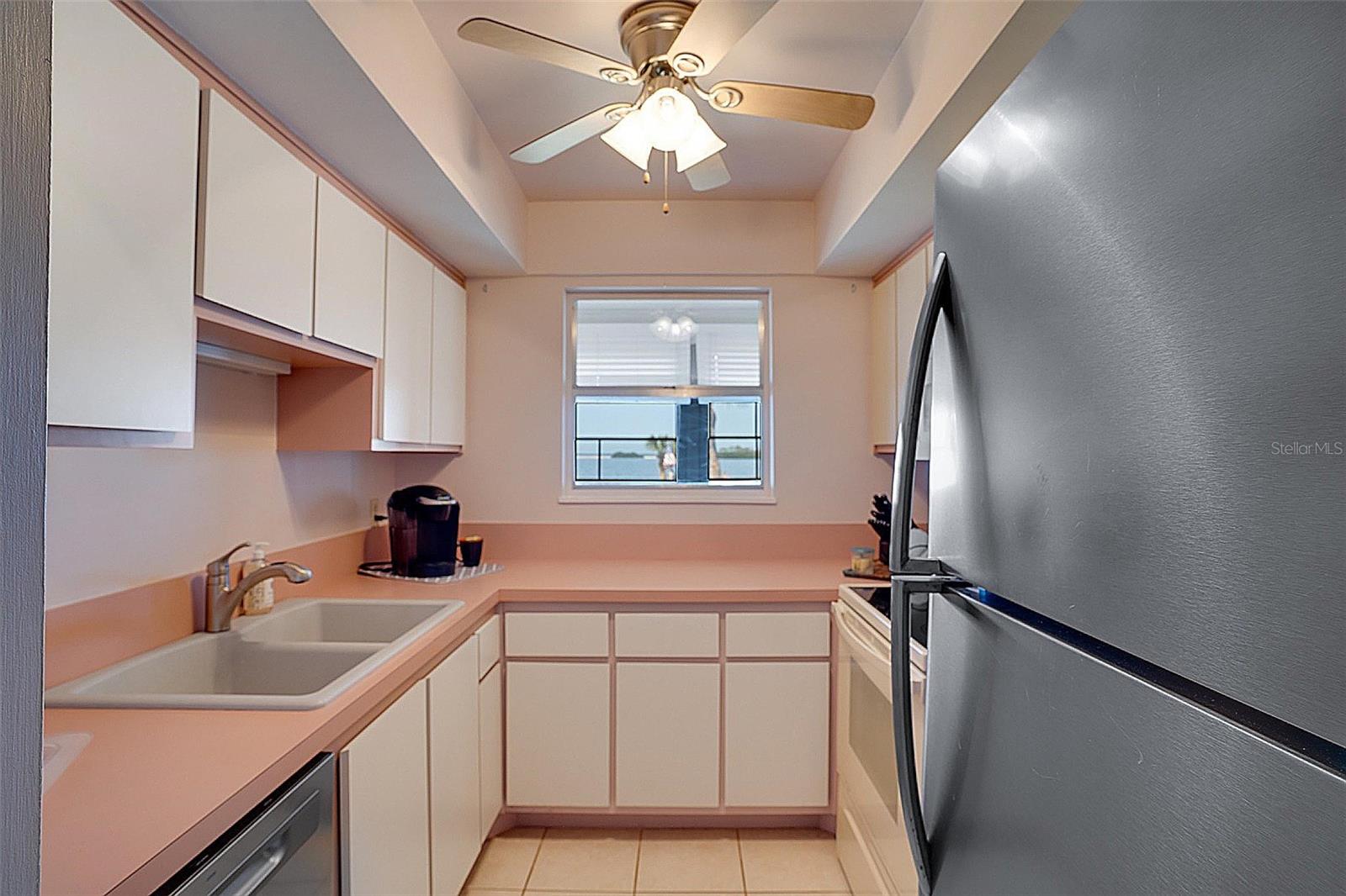 656 WINDRUSH BAY DR #656, TARPON SPRINGS, FL, 34689